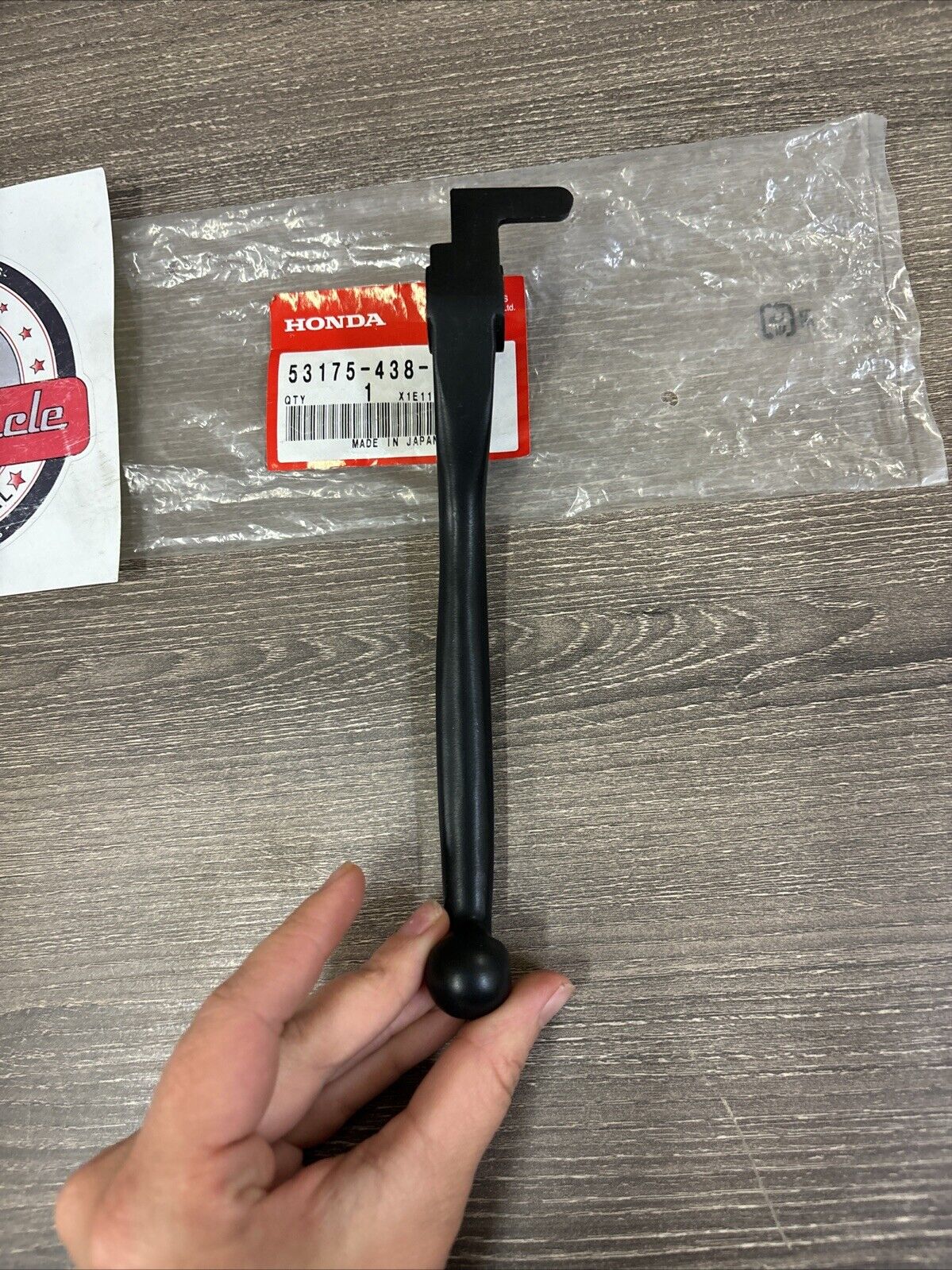 NOS Honda CB250 CB400 CB750 RIGHT BRAKE LEVER 53175-438-010 H132