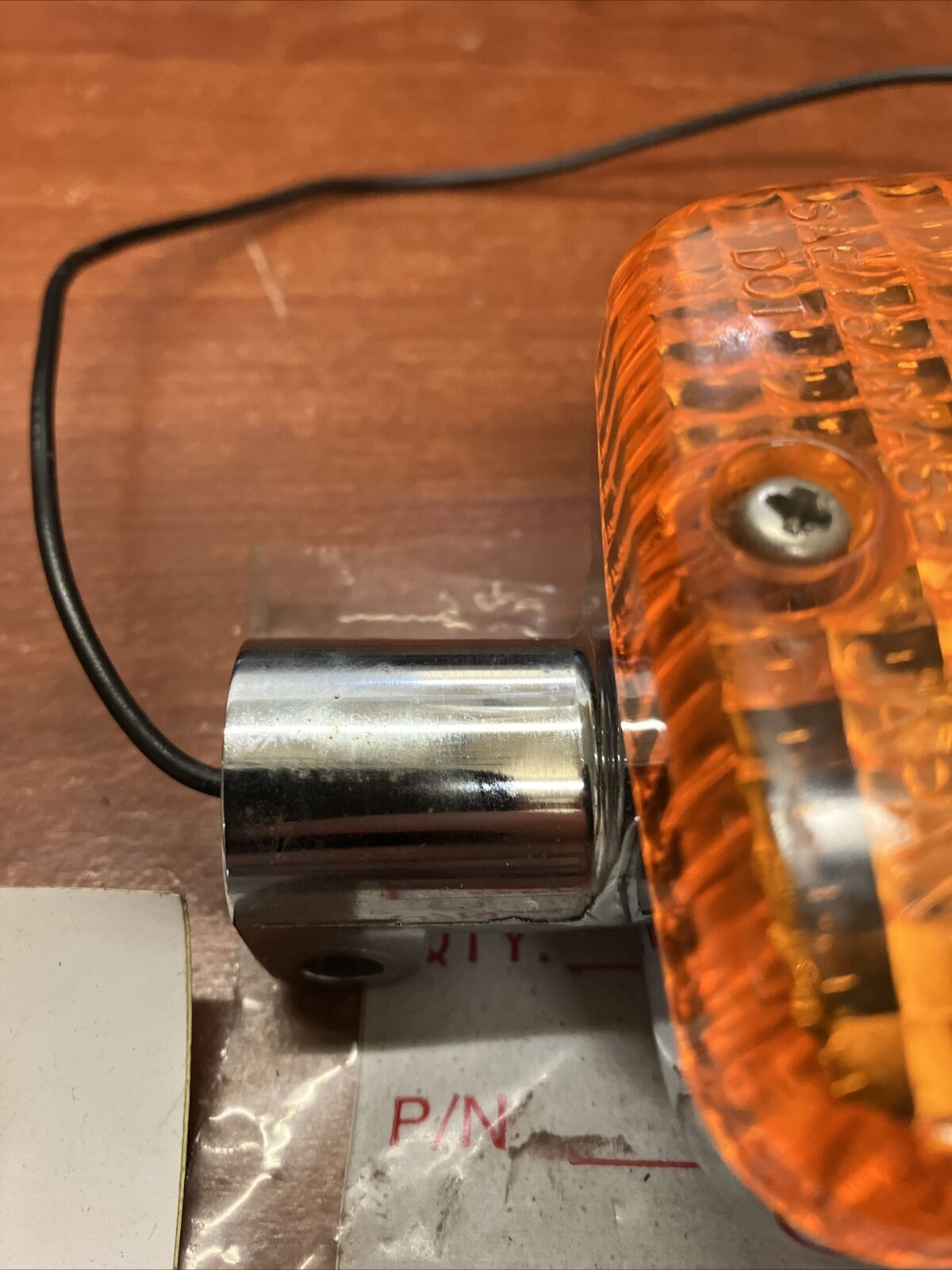 NOS Yamaha XS1100 REAR FLASHER LIGHT CHROME 2H7-83330-70-93 SUB 2H7-83330-7 Y165