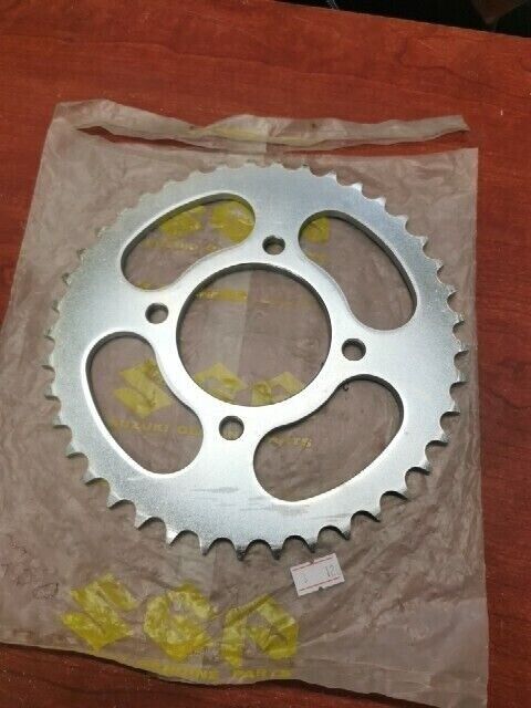 NOS Suzuki LT250EF LT300E LT500R REAR SPROCKET (NT:41) 64511-24510 S33