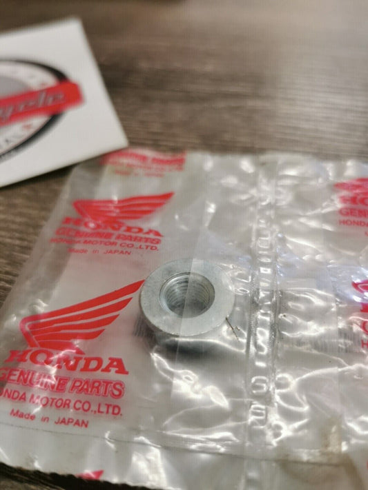 NOS HONDA XR600R GL1800D TRX90X ST1300 CH80 1989 - 2023 U NUT 90304-GE8-003 H50