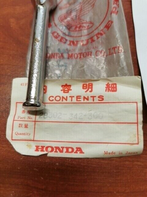 NOS Honda CB100K3 CB175K CB200 B T CL175 KICK STARTER PEDAL 28302-342-300 H80