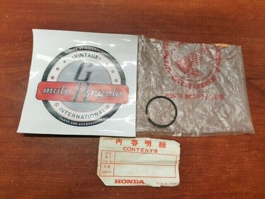NOS Honda CB250 CB350 CB450 CB72 CB77 FORK VALVE STOPPER RING 51446-268-000 H71