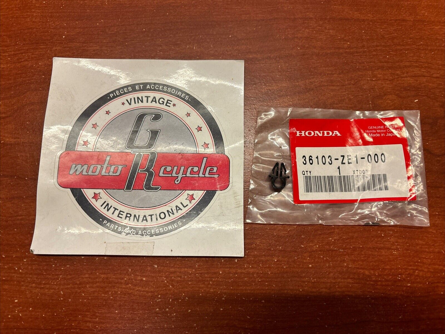 NOS Honda FES125 FES150 GC135 GC160 SWITCH WIRE HOLDER 36103-ZE1-000 H184