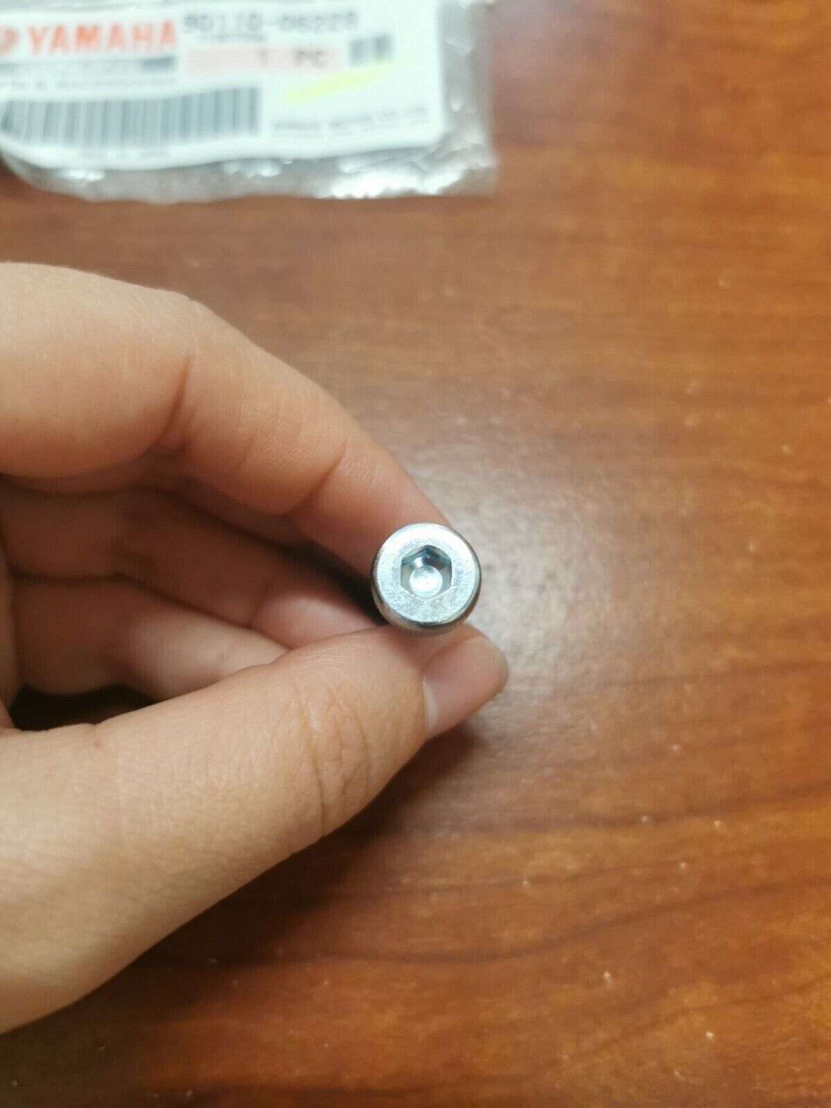 NOS Yamaha YFZ450 WR450 YZ450 YZ250 HEXAGON SOCKET HEAD BOLT 90110-06228-00 Y82