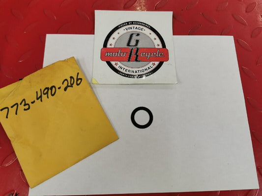 NOS PUCH BOMBARDIER MAXI  THRUST WASHER 773-490-206  P3