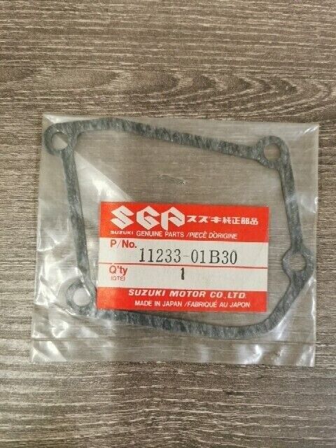 NOS SUZUKI RM125 1986 - 1988 GASKET CYLINDER COVER 11233-01B30 S43