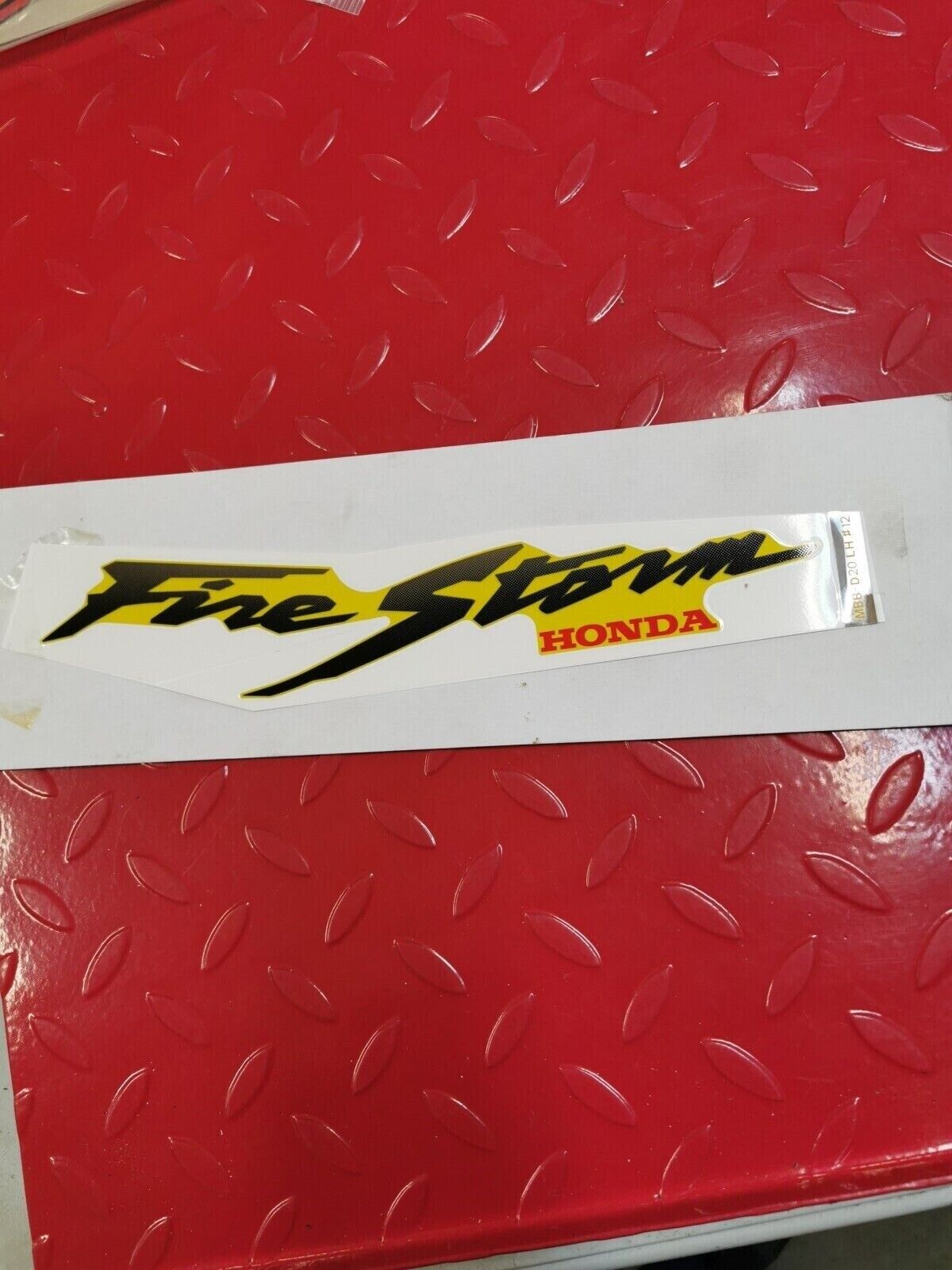 NOS Honda VTR1000 Mark, R. FUEL TANK KIT *TYPE12* *Y163* 17521-MBB-D20ZA H10