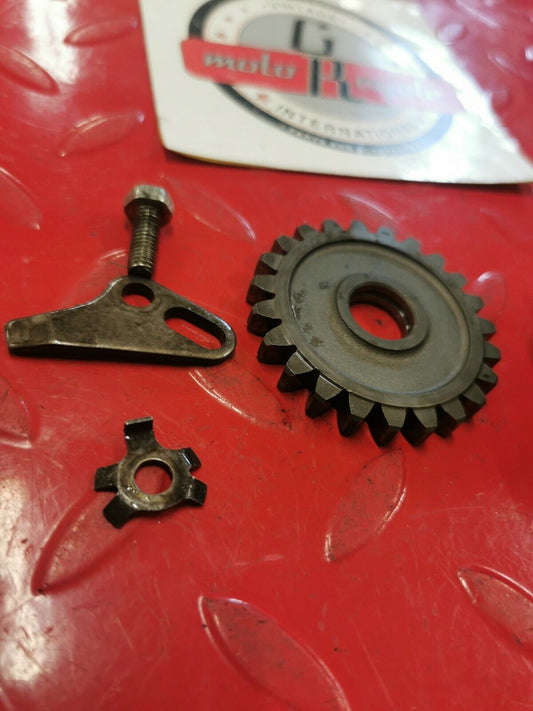 Honda CR80R 1993 kickstarter kick starter spindle shaft gear 28211-GC4-600