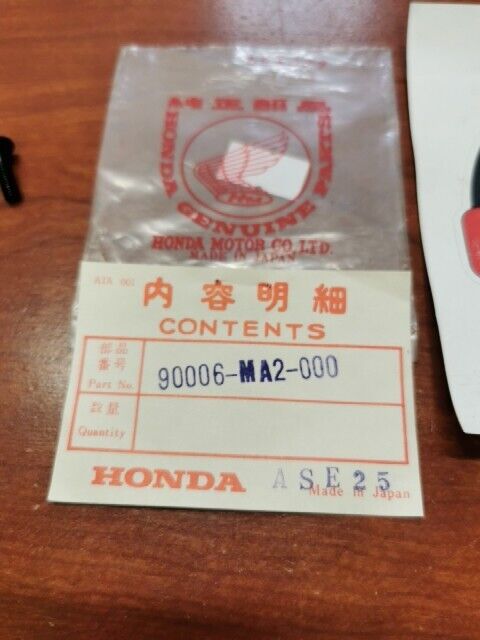 NOS Honda CB750F SCREEN SETTING SCREW 90006-MA2-000 H90