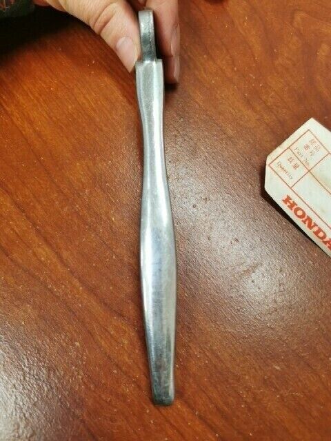 NOS Honda C72 C77 C78 RIGHT HANDLE LEVER 53175-259-000 H99