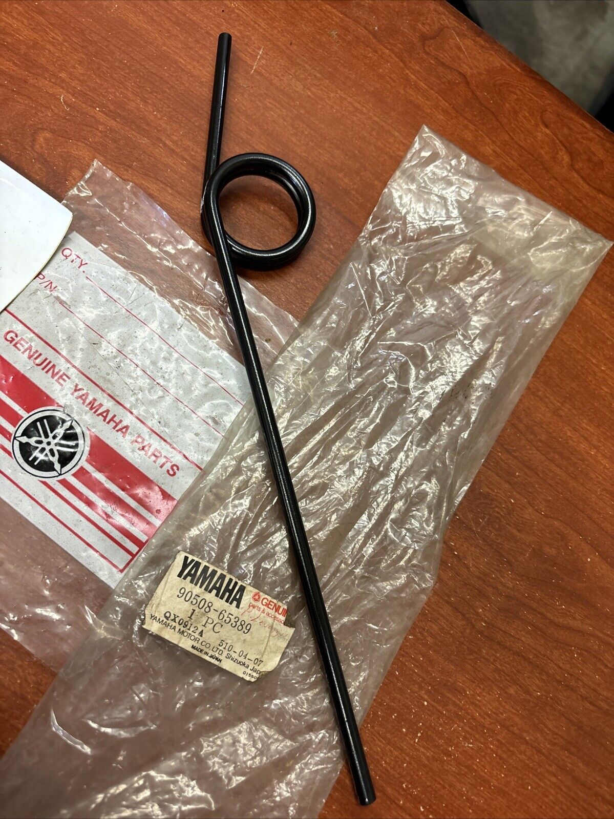 NOS Yamaha 1979 1980 EC540 TORSION SPRING 90508-65389-00 Y184