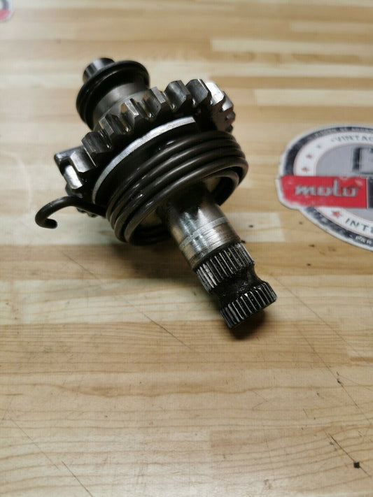 Yamaha IT250 1980 kickstarter spindle shaft gear 2K7-15661-01-00 YZ250 IT400 