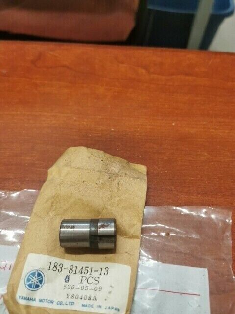 NOS Yamaha YAS1C AS2C HS1 LS2 RD125 CAM 183-81451-13-00 Y163