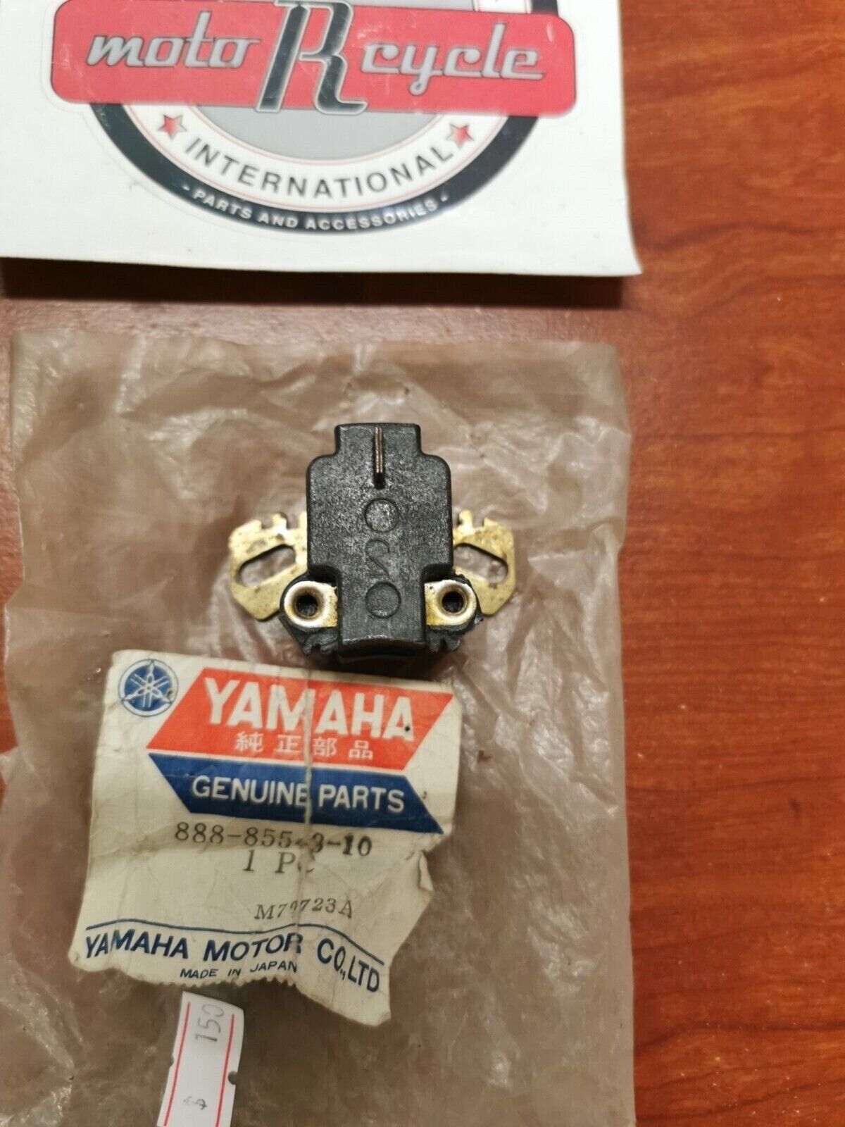 NOS Yamaha SRX440 GPX433 GPX338 EX440 EX340 COIL PULSER 888-85543-10-00 Y86