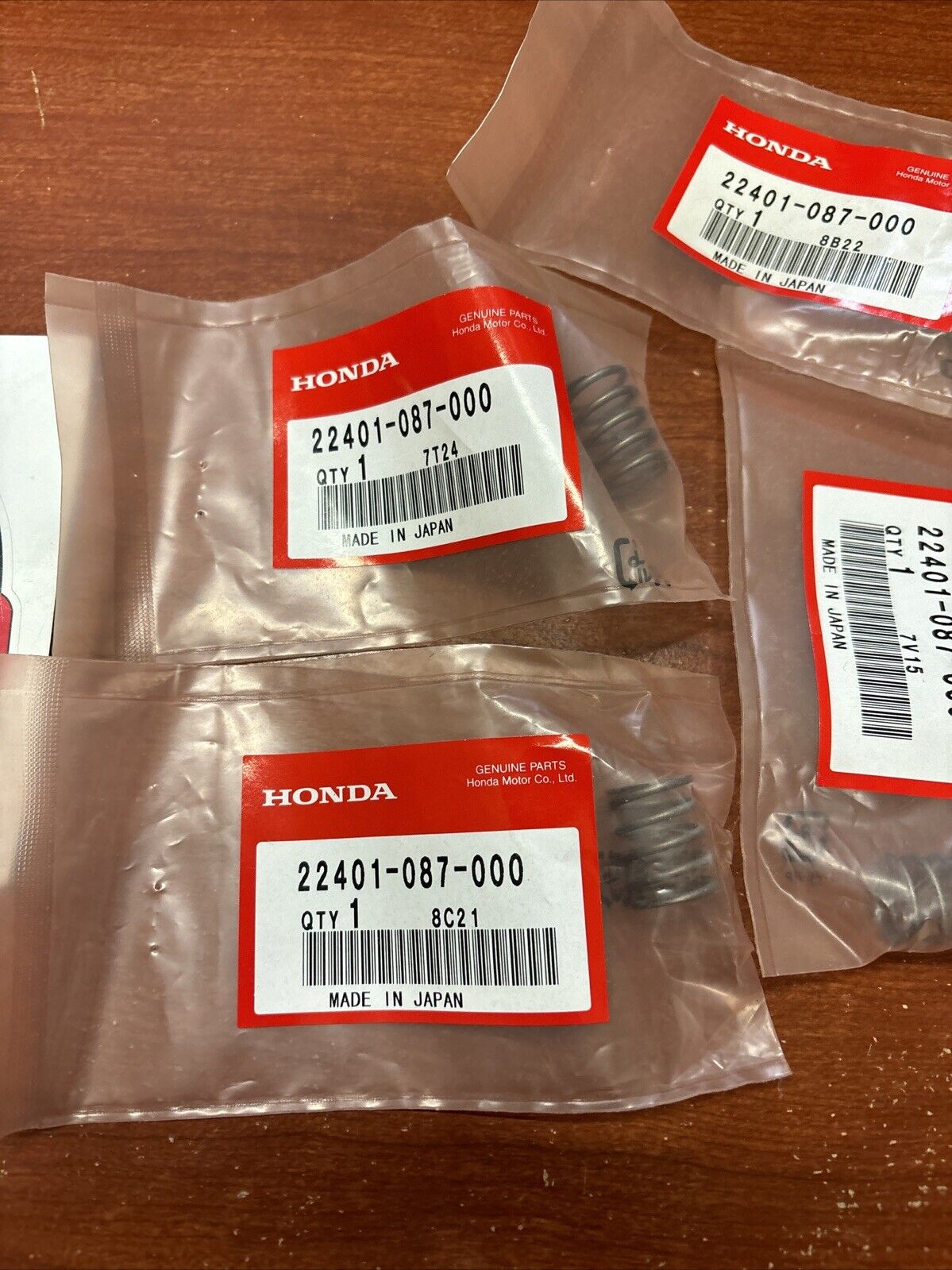 NOS Honda C70 M CT70 ST70 CLUTCH SPRING QTY.4 22401-087-000 H162