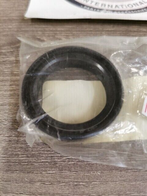 NOS YAMAHA VIRAGO XV535KC XV535T XV535K OIL SEAL 2AJ-23145-00-00 Y106