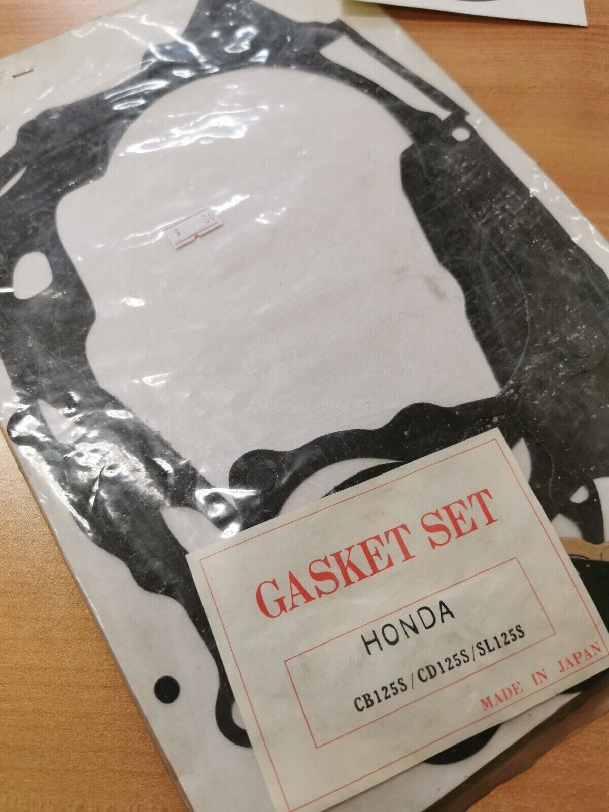 NOS HONDA  CB125S CD125S SL125S COMPLETE GASKET SET  H16