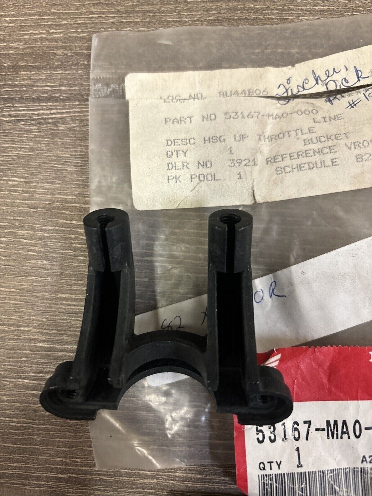 NOS Honda UPPER & LOWER THROTTLE HOUSING 53167-MA0-000 & 53168-MA0-000 H120