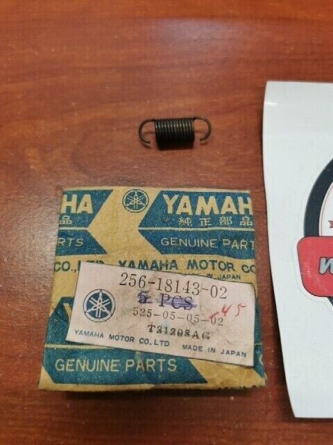 NOS Yamaha TENSION SPRING 256-18143-02-00 SUB 256-18143-01 90506-10022-00 Y120