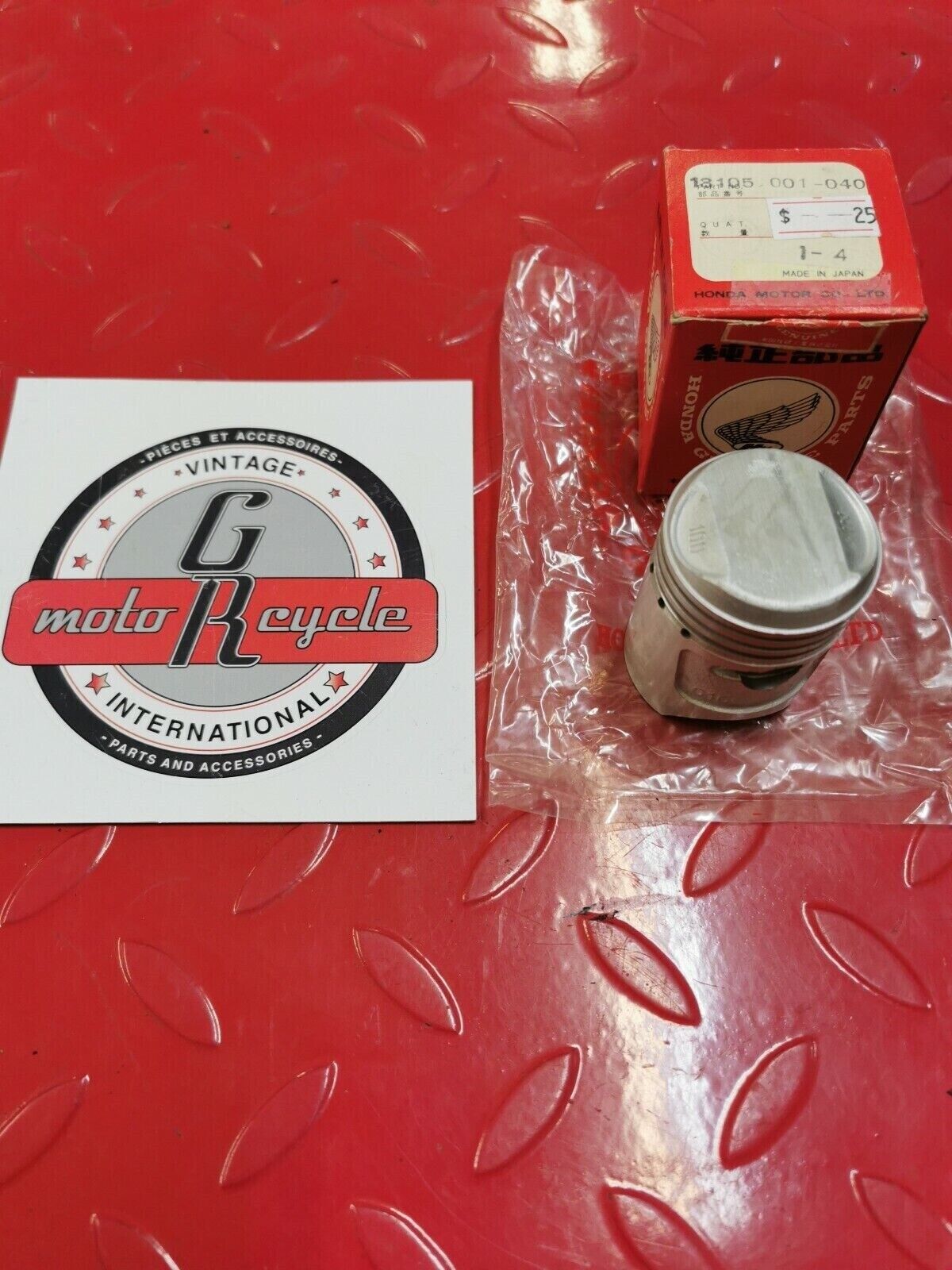 NOS Honda CA100 CA102 PISTON (1.00) 13105-001-040 H3