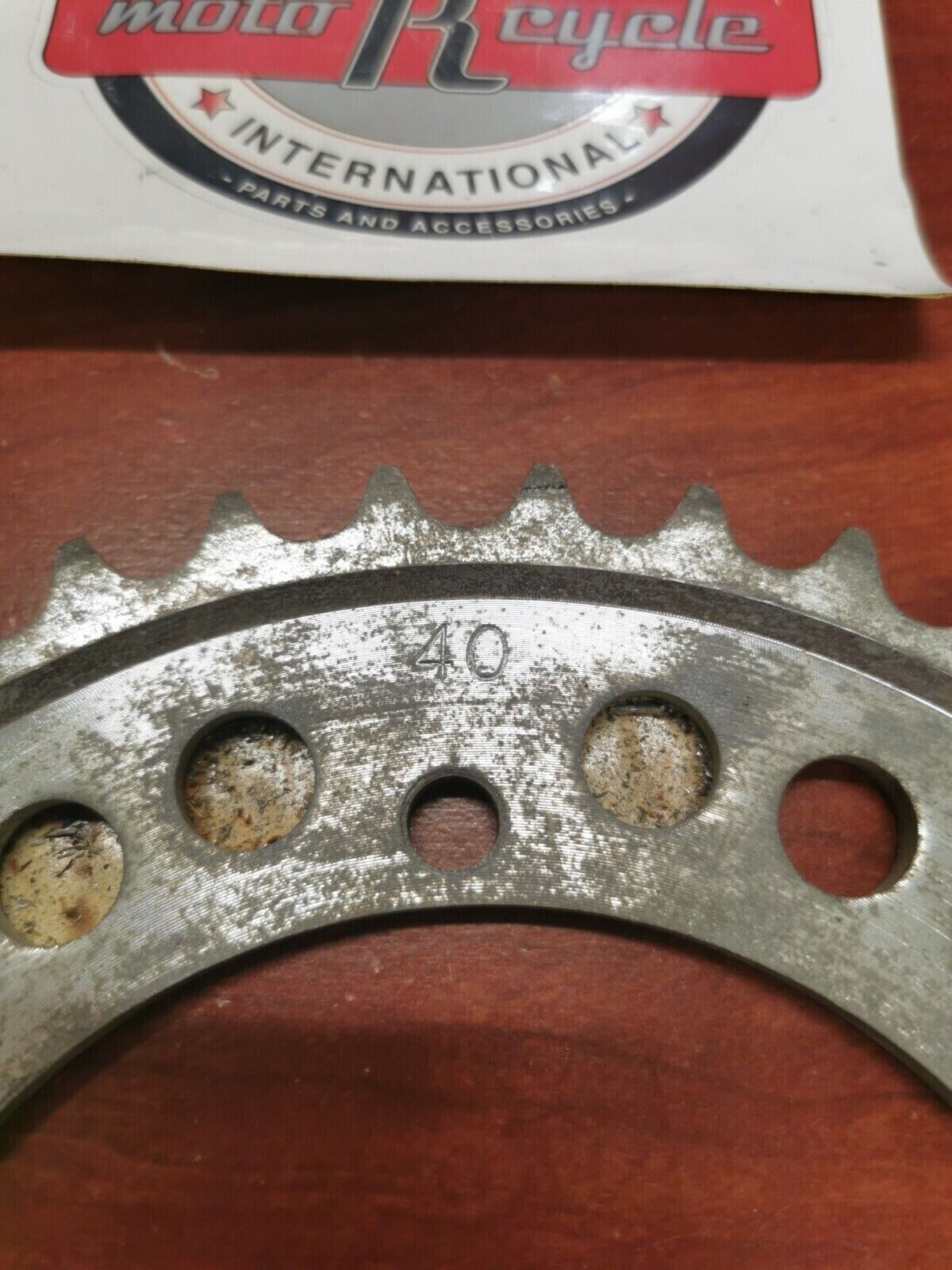 NOS Yamaha DRIVE SPROCKET 40T 52X-25440-20-00 Y90