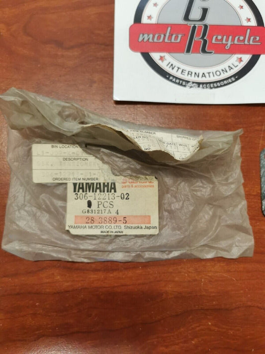 NOS Yamaha XS650 TX650 XS1 XS2 GASKET TENSIONER CASE SUB. 306-12213-12-00 Y75