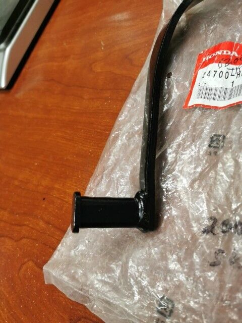 NEW NOS Honda TRX350FM TRX350TM GEAR CHANGE PEDAL 24700-HN5-670 H104
