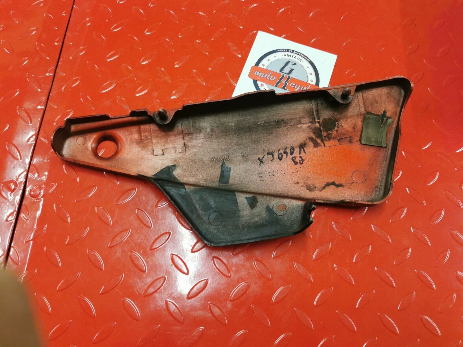 Yamaha Seca 650 XJ650 1981 left side cover panel fairing  2