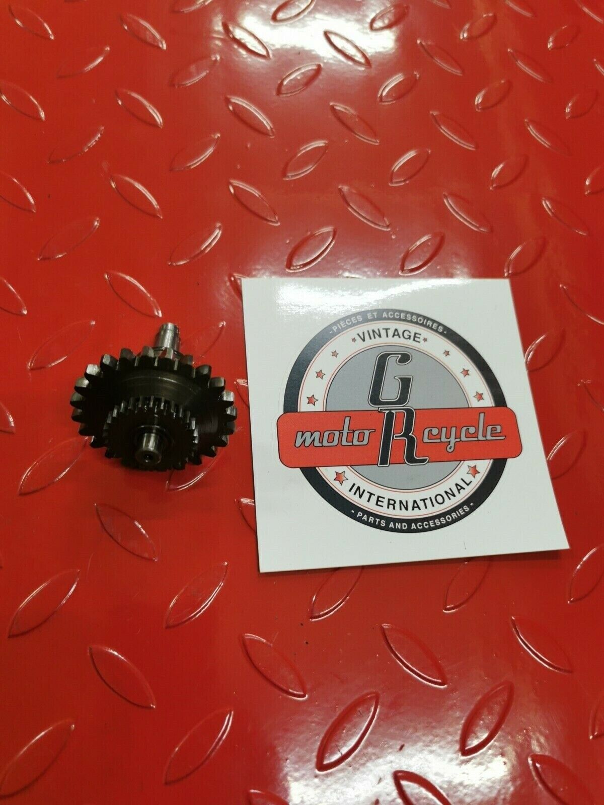 Suzuki RM125 1991 exhaust power valve governor gear 1990