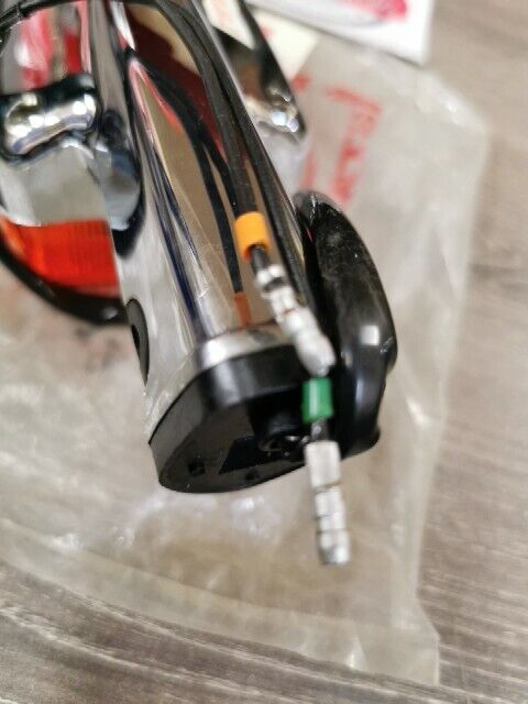 NOS HONDA GL1100 WINKER ASSY L RR 33650-MB9-671 SUB BY 33650-MB9-672  H74
