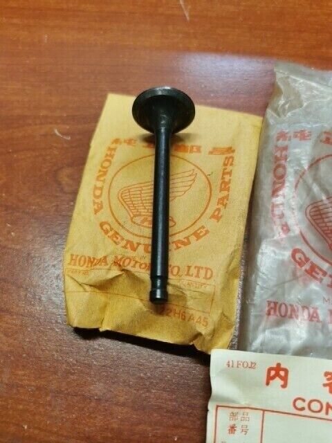 NOS Honda CA175K CB175K CB200 CD175 CL175 EXHAUST VALVE 14721-302-010 H90