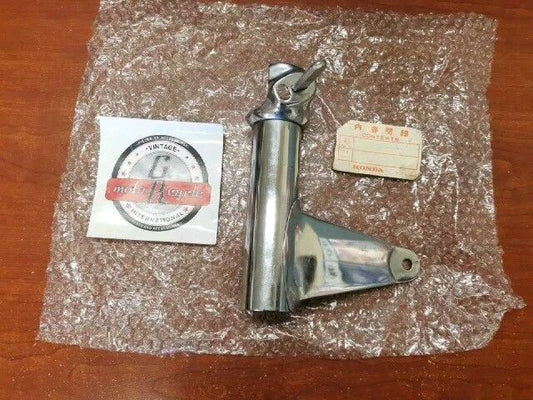 NOS HONDA GL1100 LEFT FRONT FORK COVER 51606-463-000 SUB 51606-463-405 H12