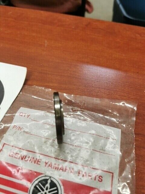 NOS Yamaha FZ600 SRX600 XJ650 XJ750 XS650 BALL RACE 256-23411-00-00 Y167