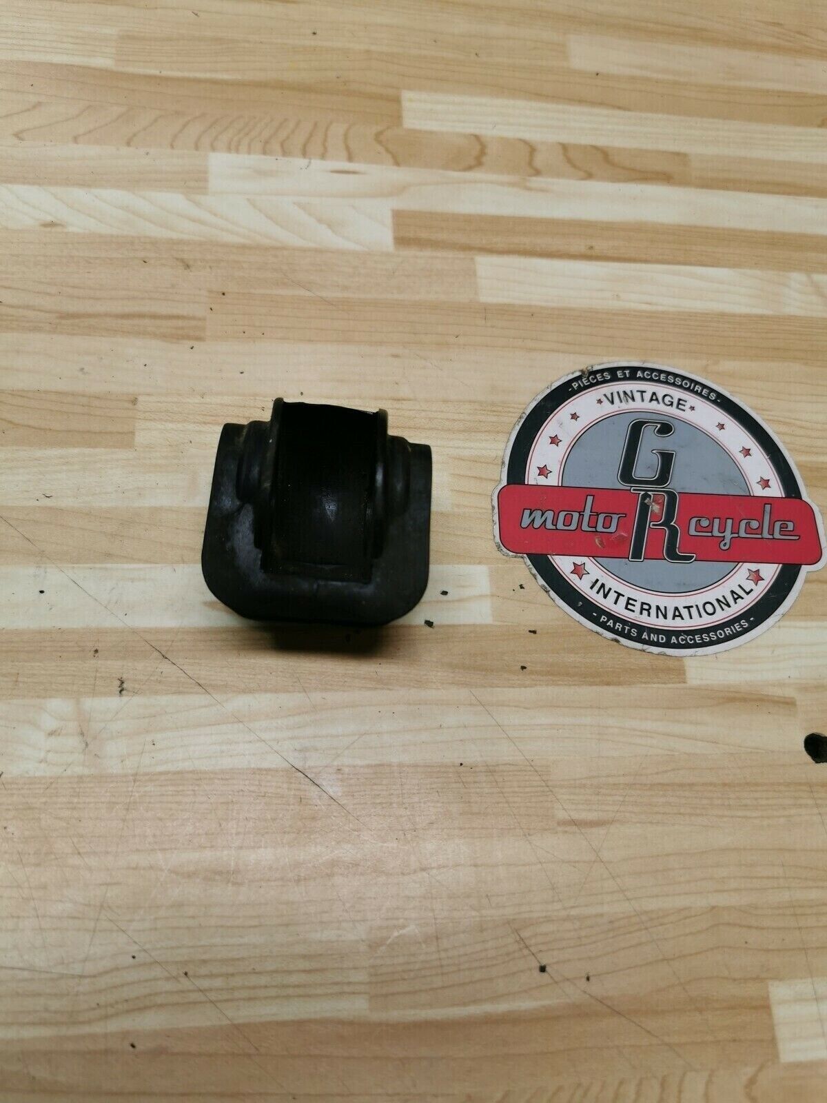 Yamaha DT200 1985 rear shock absorber linkage dogbone swingarm rubber cover