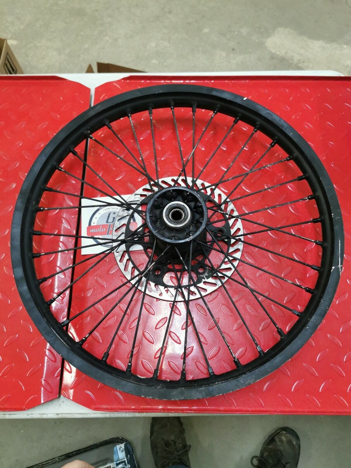 Kawasaki KX125 1999 front wheel hub rim 41034-1300