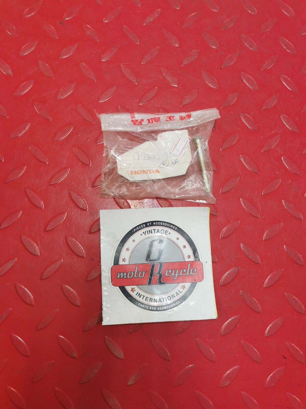 NOS Honda 1976 CB750K SEAT HINGE BAR 77203-300-000 H26
