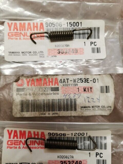 NOS Yamaha 2002 ZUMA YW50P REAR WHEEL BRAKE SHOE KIT 4AT-W253E-01-00 Y102