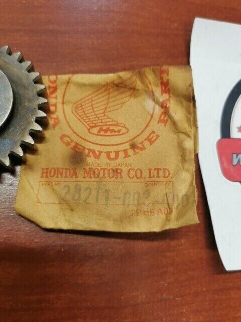 NOS Honda QA50K KICK STARTER PINION 28211-083-000 H99