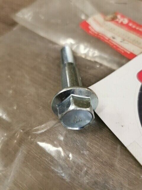 NOS SUZUKI LT300E LT230E LT230S BOLT HOUSING 09103-10158-000 S47