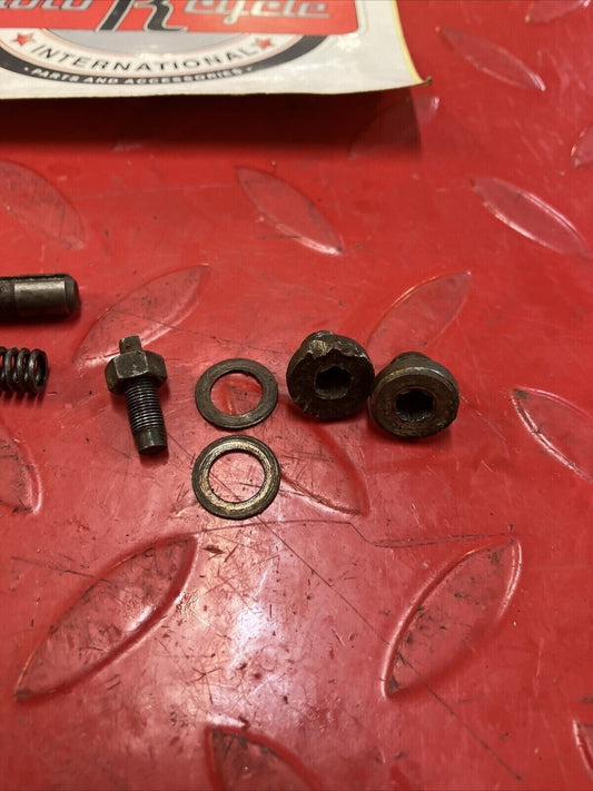 Honda CR125R 1984 exhaust manifold power valve butterfly rack spring 1985