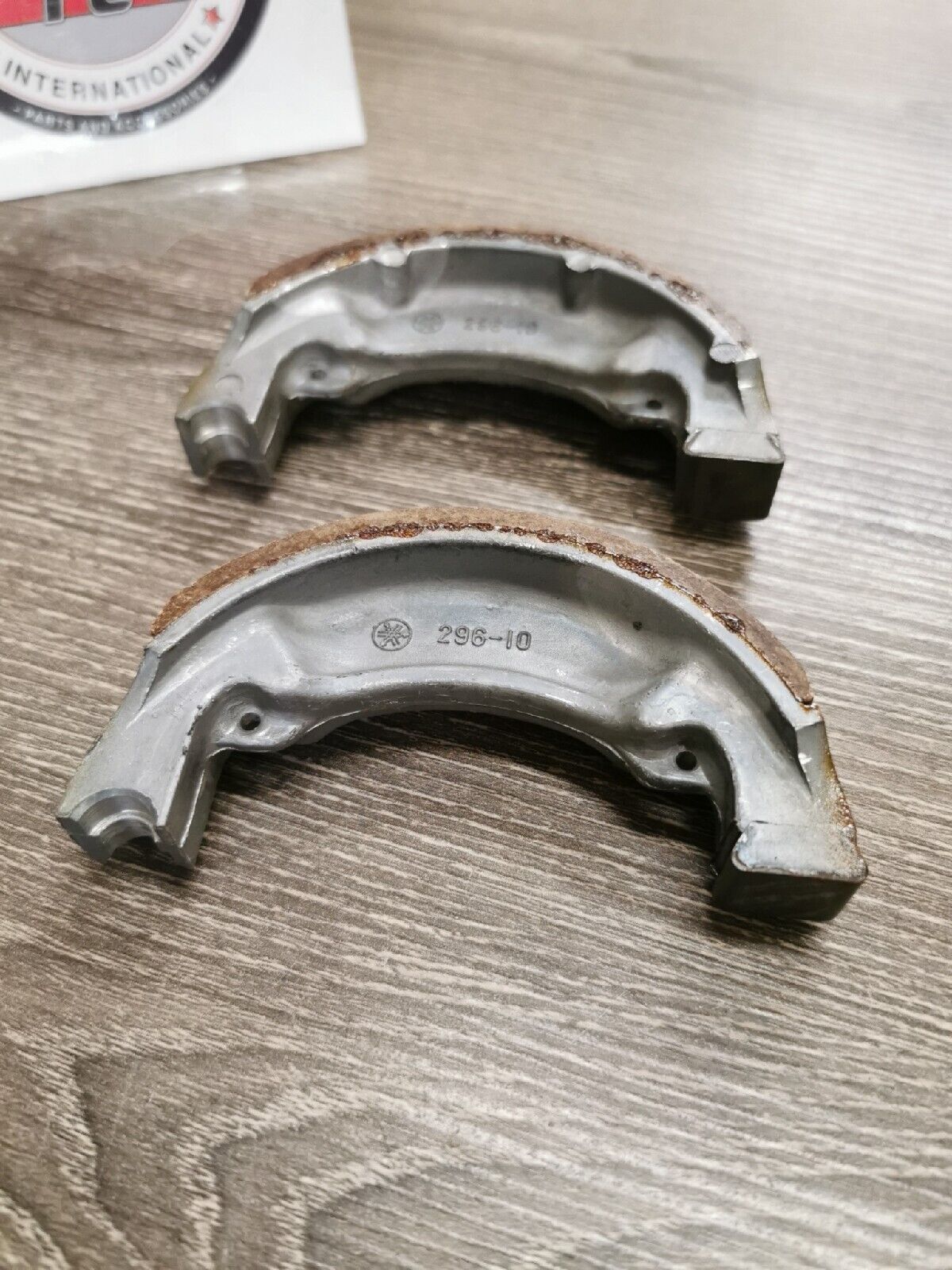 NOS YAMAHA DT100 LT2 MX125 YZ125  Front Brake Shoe Set  326-25330-10-00  Y53