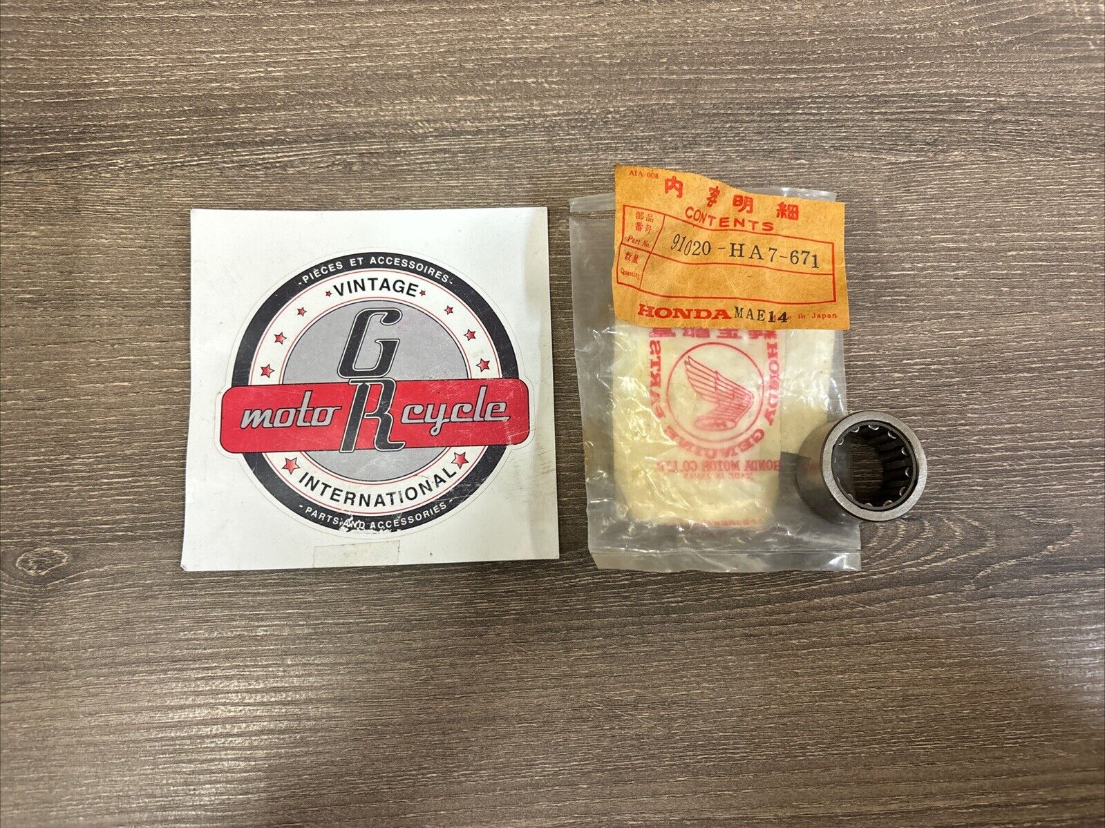 NOS Honda TRX350 TRX350D NEEDLE BEARING 22X34X20 91020-HA7-671 SUB H131