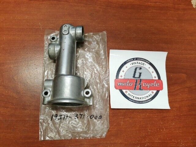 Honda GL1000 GL1100 THERMOSTAT CASE 19311-371-000 H84