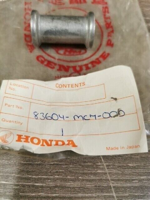 NOS HONDA CX400E CX500T 1982 COLLAR GRIP SIDE 83604-MC7-000 H89