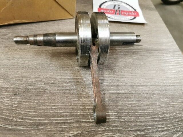 NOS YAMAHA GT80E GTMXF YZ80A YZ80B CRANKSHAFT ASSEMBLY 1K9-11400-00-00 Y104