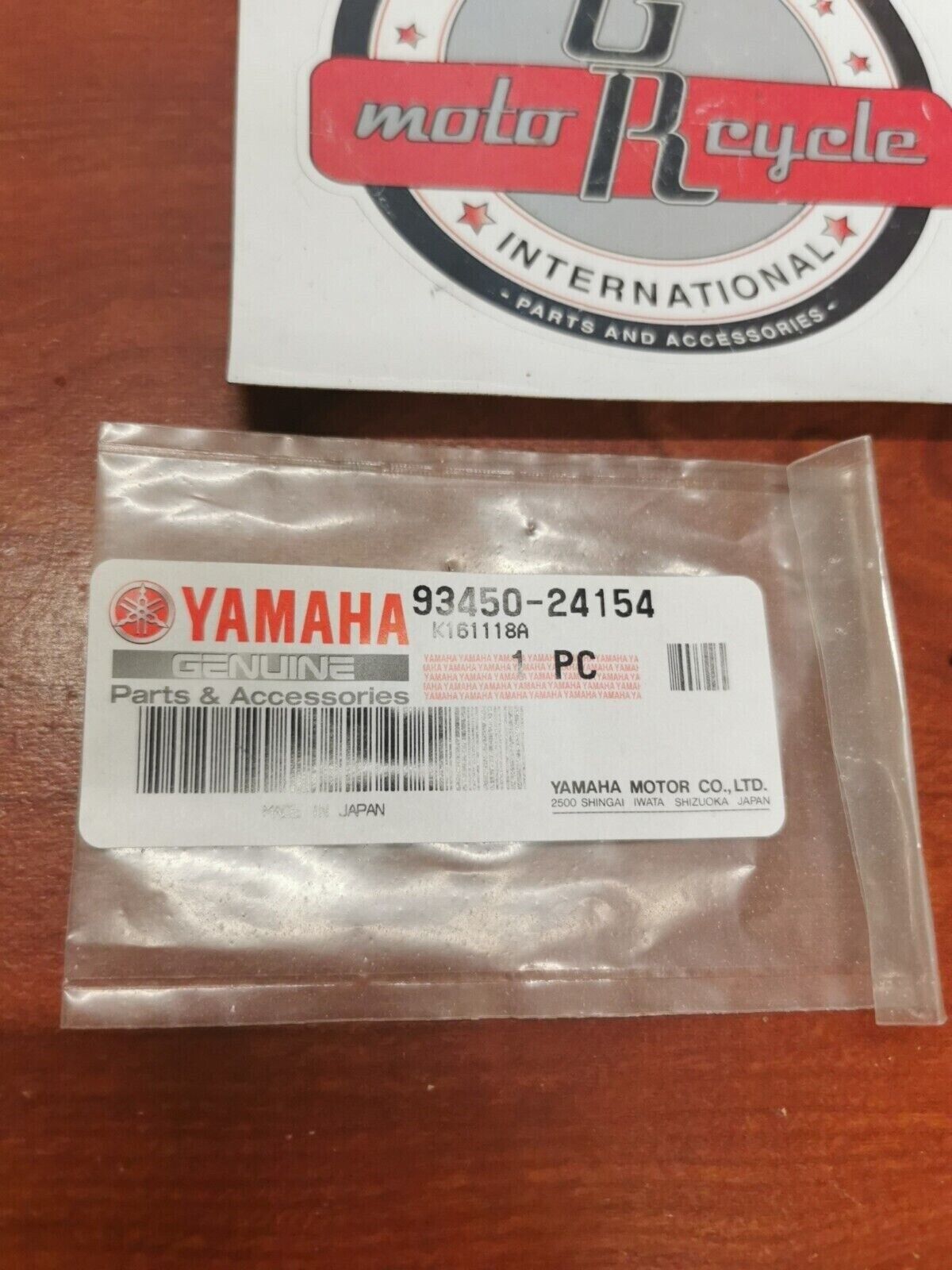 NOS Yamaha YFM70 YXM700 YXC70 XV19 XVS13 YFM550 CIRCLIP 93450-24154-00 Y81