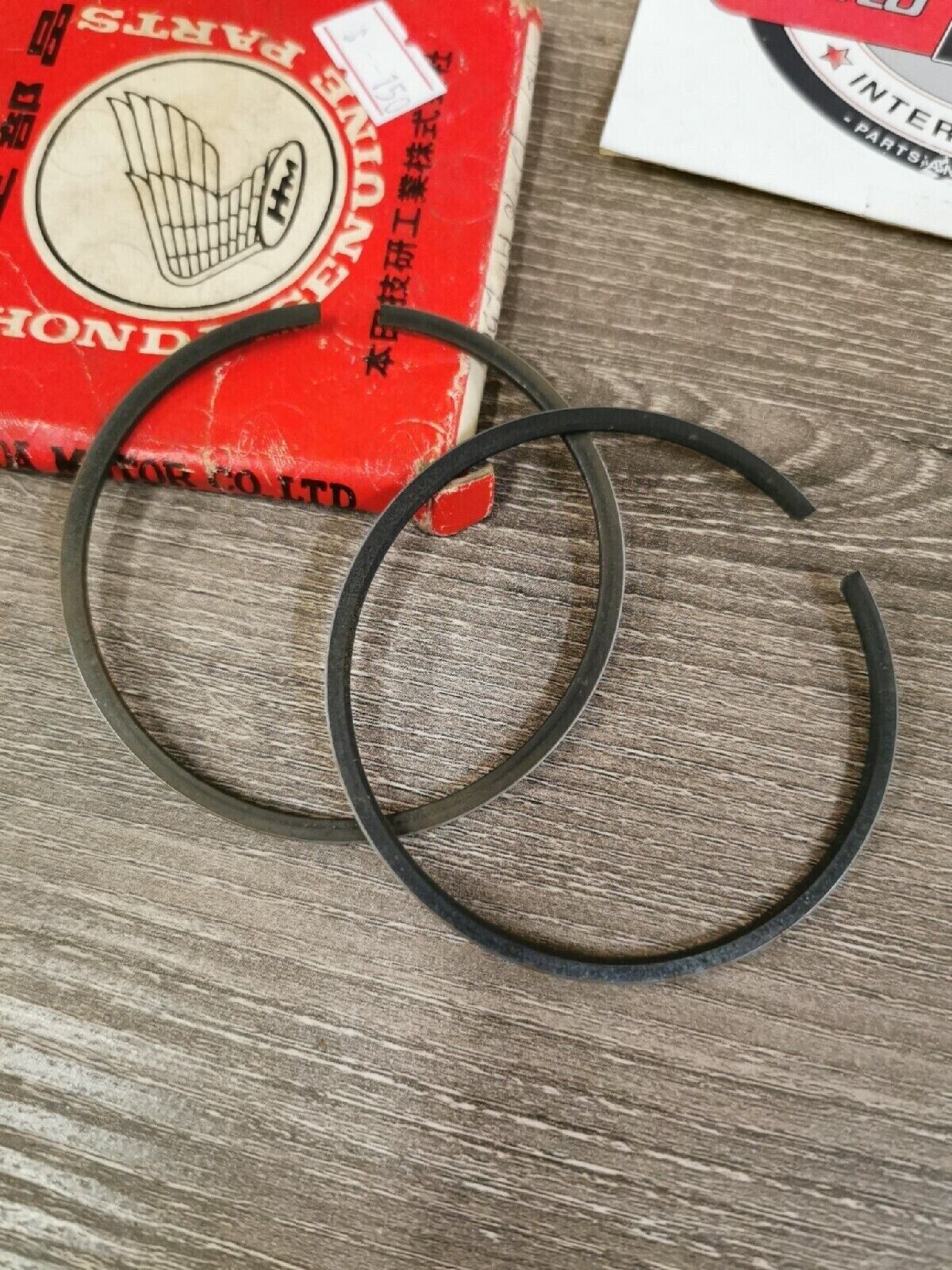NOS HONDA FL250 MT250  1976 - 1984  PISTON RING SET 0.25  13012-358-003  H41