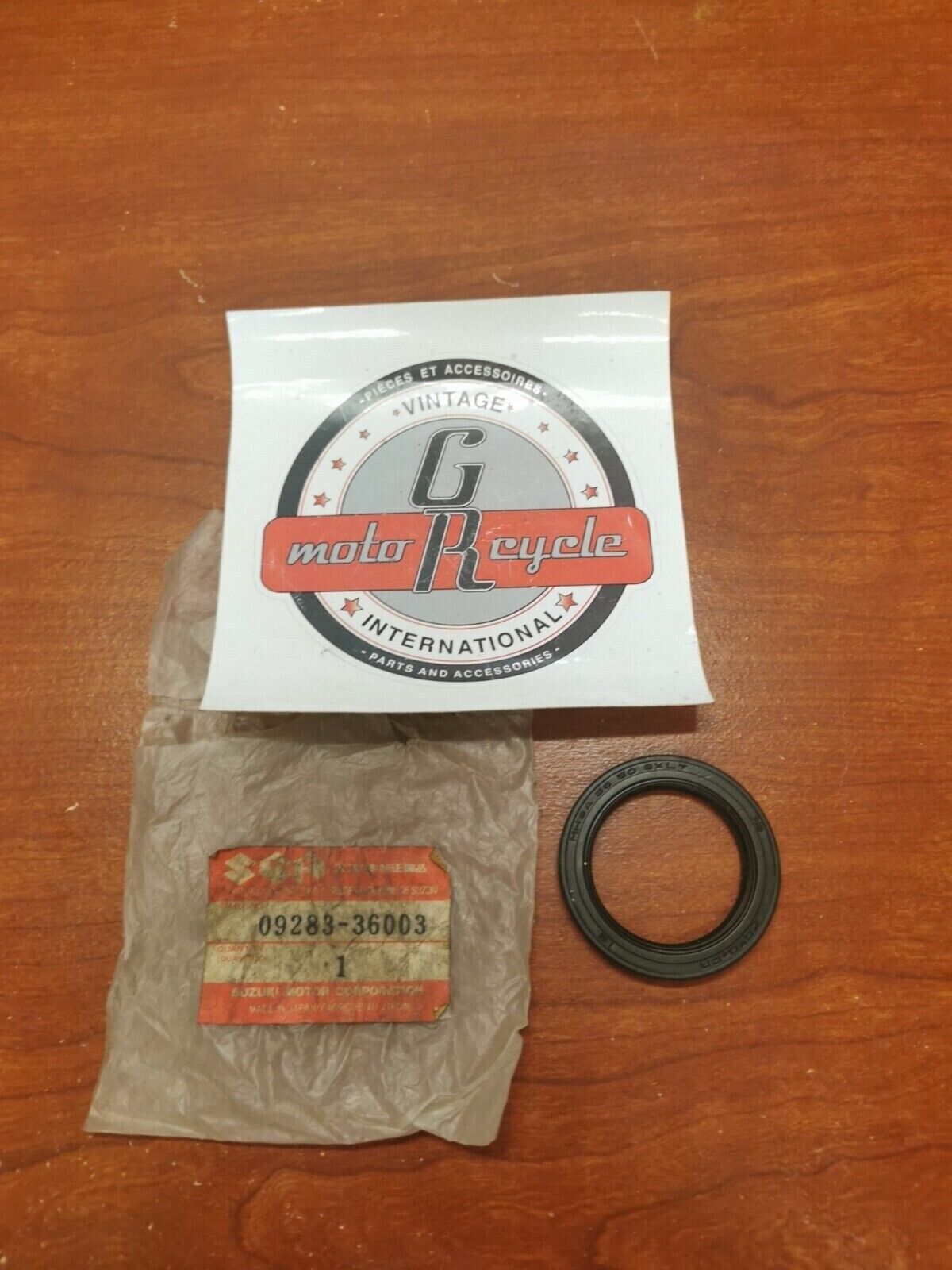 NOS Suzuki LS650 DL650 VZ800 SV650 OIL SEAL (36X50X6) 09283-36003 S20