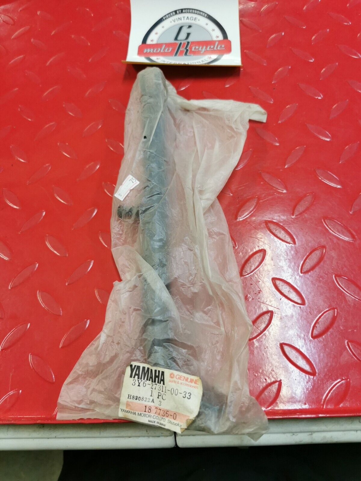 NOS Yamaha SR250 1980 - 1981 SIDE STAND 3Y6-27311-00-33 3Y6-27311-01-00 Y25