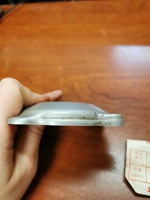 Honda GL1000 K1 - K3 LTD BREAKER COVER 30070-371-000 H84